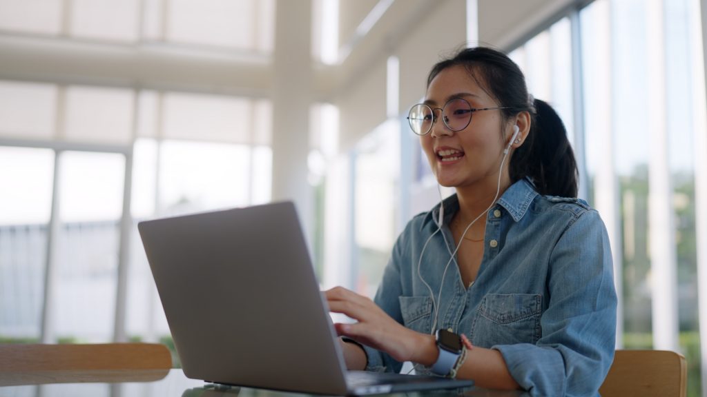 a female student attending online class